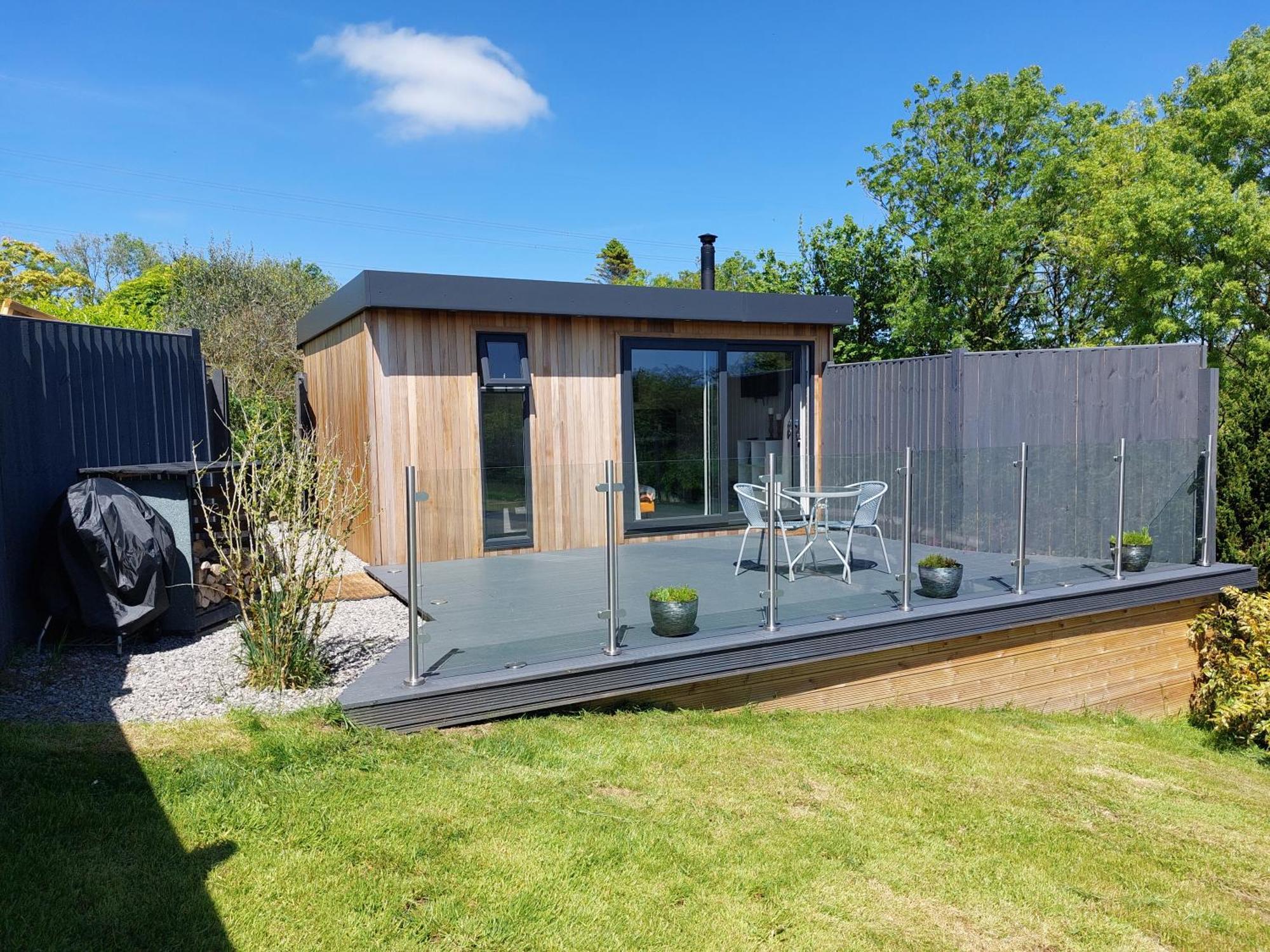 The Den - Modern Cabin With Wood Burning Stove Ludchurch Exterior photo